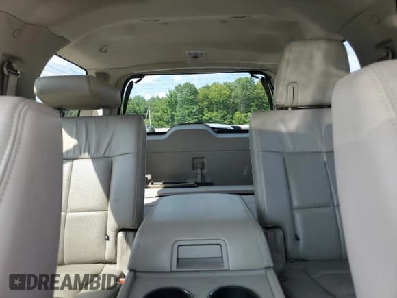 ✅ 2012 Lincoln Navigator • VIN: 5LMJJ2J54CEL01393 • Lot: 68107295. Listed on Copart with 103,350 mi. Free auction sales archive from the USA and detailed vehicle history report at DreamBid. Image 10.