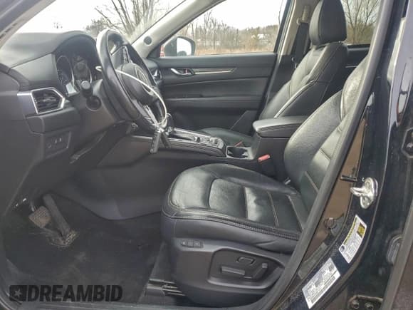 ✅ 2018 Mazda CX-5 Grand Touring • VIN: JM3KFBDM2J0322860 • Лот: 94363245. Опубликован ранее на Copart с пробегом 107 017 миль. Бесплатный доступ к архиву аукционных продаж из США и подробный отчёт об истории автомобиля на DreamBid. Изображение 7.