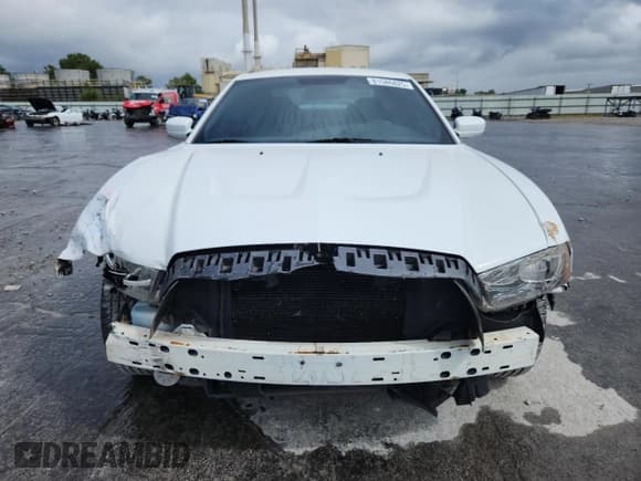 ✅ 2011 Dodge Charger Rallye • VIN: 2B3CL3CGXBH502738 • Lot: 81586825. Listed on Copart with 148,100 mi. Free auction sales archive from the USA and detailed vehicle history report at DreamBid. Image 5.