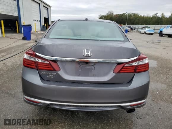 ✅ 2017 Honda Accord EX-L • VIN: 1HGCR2F8XHA032120 • Лот: 90462635. Опубликован ранее на Copart с пробегом 75 912 миль. Бесплатный доступ к архиву аукционных продаж из США и подробный отчёт об истории автомобиля на DreamBid. Изображение 6.