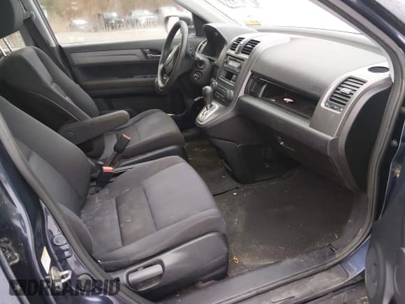 ✅ 2008 Honda CR-V LX • VIN: JHLRE48308C065748 • Lot: 43725353. Wystawiony na IAAI z przebiegiem 194 223 mil. Bezpłatny archiwum sprzedaży aukcyjnych z USA i szczegółowy raport historii pojazdu na DreamBid. Zdjęcie 5.