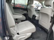 ✅ 2023 Jeep Wagoneer Series III • VIN: 1C4SJSDP4PS502551 • Lot: 64346044. Wystawiony na Copart z przebiegiem 16 765 mil. Bezpłatny archiwum sprzedaży aukcyjnych z USA i szczegółowy raport historii pojazdu na DreamBid. Zdjęcie 11.