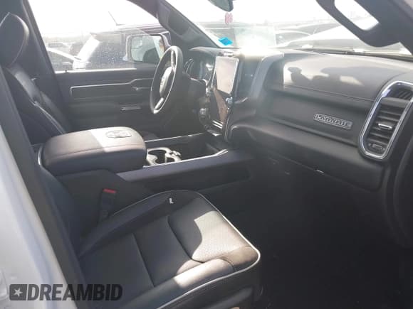 ✅ 2025 Ram 1500 Laramie • VIN: 1C6SRFJP6SN560714 • Lot: 42541285. Listed on IAAI with 9,238 mi. Free auction sales archive from the USA and detailed vehicle history report at DreamBid. Image 5.