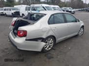 ✅ 2010 Volkswagen Jetta Limited Edition • VIN: 3VWAZ7AJ5AM134458 • Lot: 41941682. Listed on IAAI with 168,629 mi. Free auction sales archive from the USA and detailed vehicle history report at DreamBid. Image 4.