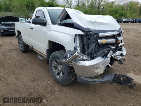 ✅ 2017 Chevrolet Silverado 1500 Work Truck • VIN: 1GCNKNEC6HZ328353 • Лот: 56677105. Опубликован ранее на Copart с пробегом 170 077 миль. Бесплатный доступ к архиву аукционных продаж из США и подробный отчёт об истории автомобиля на DreamBid. Изображение 4.