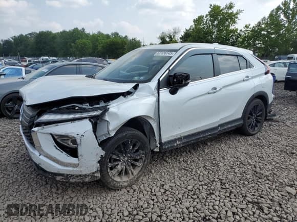 ✅ 2023 Mitsubishi Eclipse Cross LE • VIN: JA4ATVAA3PZ004298 • Лот: 67126145. Опубликован ранее на Copart с пробегом 109 292 миль. Бесплатный доступ к архиву аукционных продаж из США и подробный отчёт об истории автомобиля на DreamBid. Изображение 1.