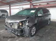 ✅ 2015 Toyota Sienna LE • VIN: 5TDKK3DC2FS548984 • Lot: 43460841. Listed on IAAI with 145,938 mi. Free auction sales archive from the USA and detailed vehicle history report at DreamBid. Image 18.