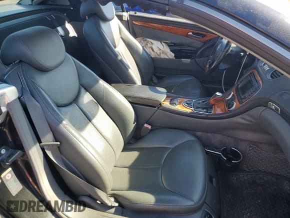 ✅ 2003 Mercedes-Benz SL 500 • VIN: WDBSK75F83F061489 • Лот: 91002965. Опубликован ранее на Copart с пробегом 106 256 миль. Бесплатный доступ к архиву аукционных продаж из США и подробный отчёт об истории автомобиля на DreamBid. Изображение 10.