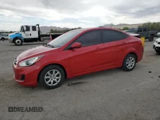 ✅ 2013 Hyundai Accent GLS • VIN: KMHCT4AE0DU550086 • Лот: 62783865. Опубликован ранее на Copart с пробегом 85 233 миль. Бесплатный доступ к архиву аукционных продаж из США и подробный отчёт об истории автомобиля на DreamBid. Изображение 1.