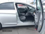 ✅ 2014 Hyundai Sonata Limited • VIN: KMHEC4A44EA106969 • Lot: 42061351. Wystawiony na IAAI z przebiegiem 25 795 mil. Bezpłatny archiwum sprzedaży aukcyjnych z USA i szczegółowy raport historii pojazdu na DreamBid. Zdjęcie 5.