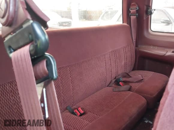 ✅ 1997 Ford F-150 XL • VIN: 1FTEX18L3VKC42587 • Лот: 43882560. Опубликован ранее на IAAI с пробегом 237 064 миль. Бесплатный доступ к архиву аукционных продаж из США и подробный отчёт об истории автомобиля на DreamBid. Изображение 8.