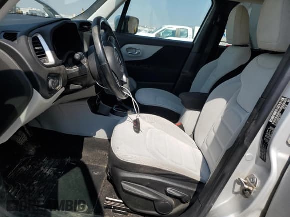 ✅ 2018 Jeep Renegade Altitude • VIN: ZACCJBBB0JPJ09457 • Лот: 80546365. Опубликован ранее на Copart с пробегом 121 870 миль. Бесплатный доступ к архиву аукционных продаж из США и подробный отчёт об истории автомобиля на DreamBid. Изображение 7.