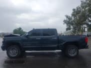 ✅ 2018 Chevrolet Silverado 1500 LTZ • VIN: 3GCUKSEJ7JG237168 • Lot: 43752932. Wystawiony na IAAI z przebiegiem 211 295 mil. Bezpłatny archiwum sprzedaży aukcyjnych z USA i szczegółowy raport historii pojazdu na DreamBid. Zdjęcie 14.