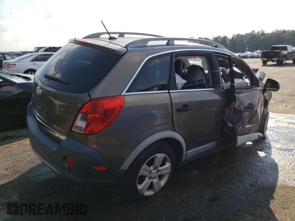 ✅ 2014 Chevrolet Captiva Sport LS • VIN: 3GNAL2EK0ES589589 • Lot: 73307354. Wystawiony na Copart z przebiegiem Nie podano. Bezpłatny archiwum sprzedaży aukcyjnych z USA i szczegółowy raport historii pojazdu na DreamBid. Zdjęcie 3.