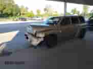 2007 Chevrolet HHR LS z VIN 3GNDA13DX7S571735, wystawiony jako IAAI lot #43500760 z przebiegiem 265 491 mil mil oraz . Historia ofert i sprzedaży dostępna na DreamBid. Obrazek 2.