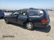 ✅ 1995 Toyota Camry LE • VIN: 4T1GK12W3SU108572 • Lot: 63443635. Wystawiony na Copart z przebiegiem 83 128 mil. Bezpłatny archiwum sprzedaży aukcyjnych z USA i szczegółowy raport historii pojazdu na DreamBid. Zdjęcie 2.