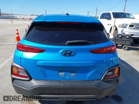 ✅ 2018 Hyundai Kona SE • VIN: KM8K12AA0JU124834 • Lot: 43562576. Listed on IAAI with 133,177 mi. Free auction sales archive from the USA and detailed vehicle history report at DreamBid. Image 17.