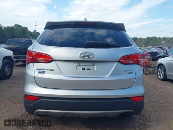 ✅ 2016 Hyundai Santa Fe • VIN: 5XYZTDLB3GG352481 • Лот: 43458892. Опубликован ранее на IAAI с пробегом 220 064 миль. Бесплатный доступ к архиву аукционных продаж из США и подробный отчёт об истории автомобиля на DreamBid. Изображение 16.