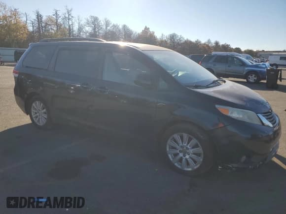 ✅ 2011 Toyota Sienna LE • VIN: 5TDJK3DC6BS004669 • Lot: 87207195. Wystawiony na Copart z przebiegiem 204 081 mil. Bezpłatny archiwum sprzedaży aukcyjnych z USA i szczegółowy raport historii pojazdu na DreamBid. Zdjęcie 4.