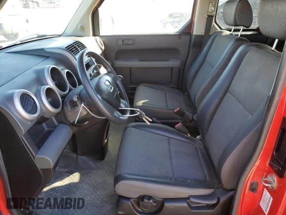 ✅ 2006 Honda Element • VIN: 5J6YH27386L015631 • Lot: 45895825. Listed on Copart with 64,035 mi. Free auction sales archive from the USA and detailed vehicle history report at DreamBid. Image 7.