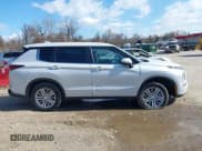 ✅ 2023 Mitsubishi Outlander ES • VIN: JA4J4TA83PZ036036 • Lot: 41887274. Wystawiony na IAAI z przebiegiem 26 881 mil. Bezpłatny archiwum sprzedaży aukcyjnych z USA i szczegółowy raport historii pojazdu na DreamBid. Zdjęcie 13.