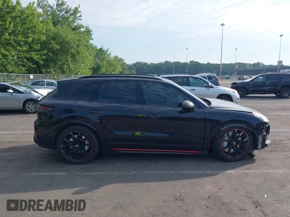 ✅ 2019 Porsche Cayenne Turbo • VIN: WP1AF2AY4KDA80500 • Lot: 42838973. Listed on IAAI with 36,221 mi. Free auction sales archive from the USA and detailed vehicle history report at DreamBid. Image 13.