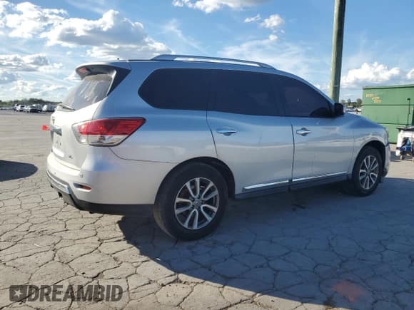 ✅ 2013 Nissan Pathfinder SL • VIN: 5N1AR2MN1DC610114 • Lot: 81791825. Listed on Copart with 175,014 mi. Free auction sales archive from the USA and detailed vehicle history report at DreamBid. Image 3.