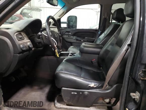 2012 Chevrolet Silverado 3500HD SRW LTZ с VIN 1GC4K1E82CF208298, выставлен на аукционе Copart как лот 41484875 с пробегом 276 394 миль миль и Списание • Salvage title. История ставок и продаж доступна на DreamBid. Изображение 7.