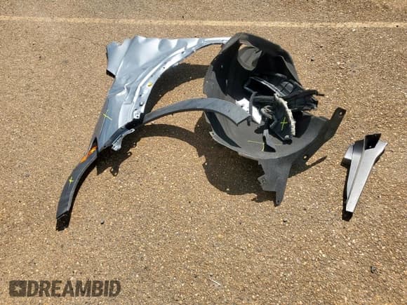 ✅ 2024 Buick Encore GX Preferred • VIN: KL4AMBSL7RB217553 • Lot: 81313215. Listed on Copart with 28,936 mi. Free auction sales archive from the USA and detailed vehicle history report at DreamBid. Image 12.