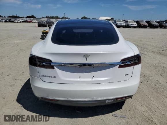 ✅ 2012 Tesla Model S • VIN: 5YJSA1CN1CFP02658 • Лот: 66325805. Опубликован ранее на Copart с пробегом 127 300 миль. Бесплатный доступ к архиву аукционных продаж из США и подробный отчёт об истории автомобиля на DreamBid. Изображение 6.