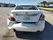 2015 Nissan Altima S z VIN 1N4AL3AP3FC592077, wystawiony jako Copart lot #85838705 z przebiegiem 127 942 mil mil oraz Szkoda całkowita • Salvage title. Historia ofert i sprzedaży dostępna na DreamBid. Obrazek 6.