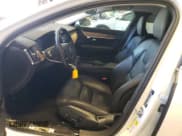 ✅ 2021 Volvo S90 Momentum • VIN: LVYA22MK7MP201065 • Lot: 59402744. Wystawiony na Copart z przebiegiem 37 672 mil. Bezpłatny archiwum sprzedaży aukcyjnych z USA i szczegółowy raport historii pojazdu na DreamBid. Zdjęcie 7.