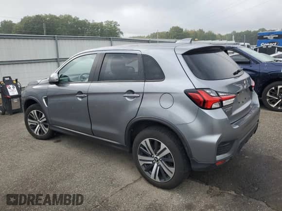 2023 Mitsubishi Outlander ES z VIN JA4ARUAU9PU014074, wystawiony jako Copart lot #80305885 z przebiegiem 34 772 mil mil oraz Szkoda całkowita • Salvage title. Historia ofert i sprzedaży dostępna na DreamBid. Obrazek 2.
