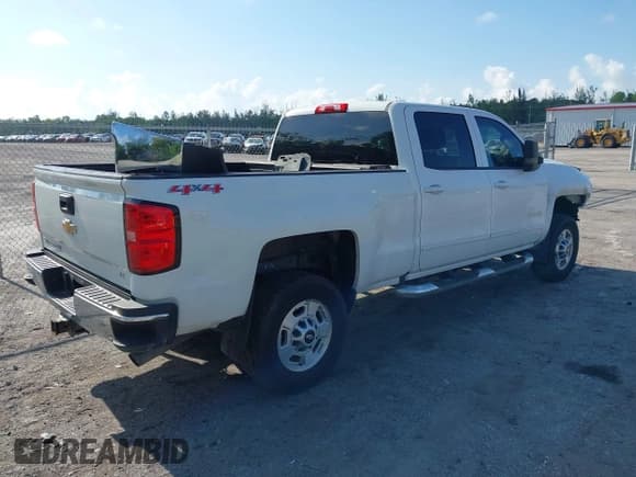 ✅ 2017 Chevrolet Silverado 2500HD LT • VIN: 1GC1KVEG8HF156376 • Lot: 42873201. Listed on IAAI with 188,811 mi. Free auction sales archive from the USA and detailed vehicle history report at DreamBid. Image 4.