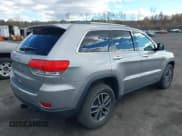 ✅ 2018 Jeep Grand Cherokee Limited • VIN: 1C4RJFBG7JC180997 • Lot: 43614446. Wystawiony na IAAI z przebiegiem 128 111 mil. Bezpłatny archiwum sprzedaży aukcyjnych z USA i szczegółowy raport historii pojazdu na DreamBid. Zdjęcie 4.