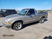✅ 2000 Chevrolet S-10 • VIN: 1GCCS14W1YK225426 • Лот: 91910725. Опубликован ранее на Copart с пробегом 124 057 миль. Бесплатный доступ к архиву аукционных продаж из США и подробный отчёт об истории автомобиля на DreamBid. Изображение 1.