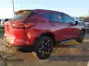 2025 Chevrolet Blazer RS z VIN 3GNKBERS0SS140928, wystawiony jako Copart lot #81860145 z przebiegiem 6 396 mil mil oraz Nie do naprawy • Non repairable. Historia ofert i sprzedaży dostępna na DreamBid. Obrazek 3.