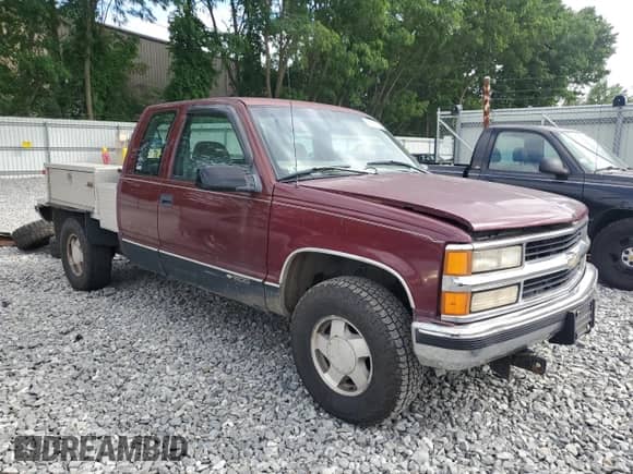 1999 Chevrolet Silverado 1500 с VIN 1GCEK19R6XR136842, выставлен на аукционе Copart как лот 60829245 с пробегом 232 647 миль миль и Чистый • Clean title. История ставок и продаж доступна на DreamBid. Изображение 4.