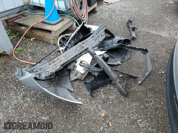 ✅ 2022 Toyota Sienna LE • VIN: 5TDGRKEC7NS120661 • Lot: 83801075. Listed on Copart with 28,261 mi. Free auction sales archive from the USA and detailed vehicle history report at DreamBid. Image 13.