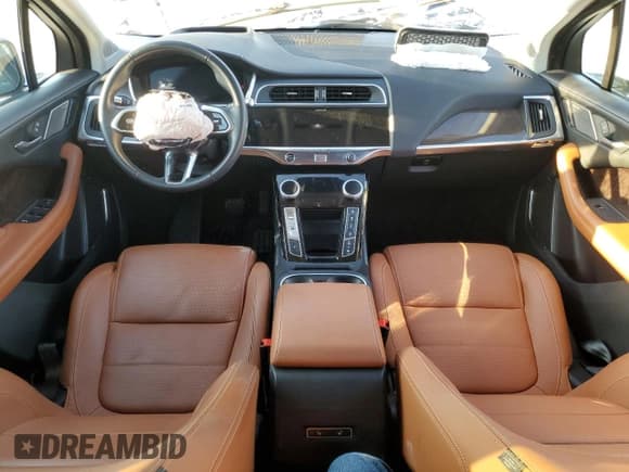 ✅ 2019 Jaguar I-Pace HSE • VIN: SADHD2S13K1F76209 • Lot: 68718833. Wystawiony na Copart z przebiegiem 50 731 mil. Bezpłatny archiwum sprzedaży aukcyjnych z USA i szczegółowy raport historii pojazdu na DreamBid. Zdjęcie 8.