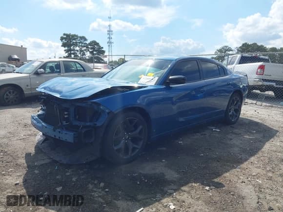 ✅ 2020 Dodge Charger SXT • VIN: 2C3CDXBGXLH249642 • Lot: 43389062. Wystawiony na IAAI z przebiegiem 120 279 mil. Bezpłatny archiwum sprzedaży aukcyjnych z USA i szczegółowy raport historii pojazdu na DreamBid. Zdjęcie 19.