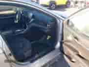 2023 Toyota Camry LE z VIN 4T1C11AK9PU144502, wystawiony jako IAAI lot #43307396 z przebiegiem 146 171 mil mil oraz . Historia ofert i sprzedaży dostępna na DreamBid. Obrazek 5.