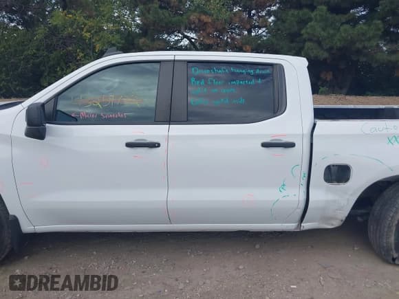✅ 2020 Chevrolet Silverado 1500 Custom • VIN: 1GCPYBEK6LZ185930 • Lot: 43436772. Listed on IAAI with 35,692 mi. Free auction sales archive from the USA and detailed vehicle history report at DreamBid. Image 15.