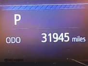 ✅ 2018 Toyota C-HR XLE • VIN: NMTKHMBX1JR015400 • Lot: 43336797. Wystawiony na IAAI z przebiegiem 31 945 mil. Bezpłatny archiwum sprzedaży aukcyjnych z USA i szczegółowy raport historii pojazdu na DreamBid. Zdjęcie 7.