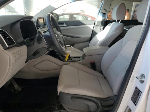 ✅ 2021 Hyundai Tucson SE • VIN: KM8J2CA47MU296355 • Lot: 82646715. Listed on Copart with 113,557 mi. Free auction sales archive from the USA and detailed vehicle history report at DreamBid. Image 7.