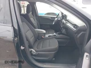 ✅ 2025 Ford Escape Active • VIN: 1FMCU0GNXSUA73337 • Lot: 43755630. Listed on IAAI with 18,453 mi. Free auction sales archive from the USA and detailed vehicle history report at DreamBid. Image 5.