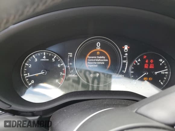 ✅ 2022 Mazda CX-30 S Preferred • VIN: 3MVDMBCL5NM412084 • Lot: 62290845. Listed on Copart with 39,540 mi. Free auction sales archive from the USA and detailed vehicle history report at DreamBid. Image 9.