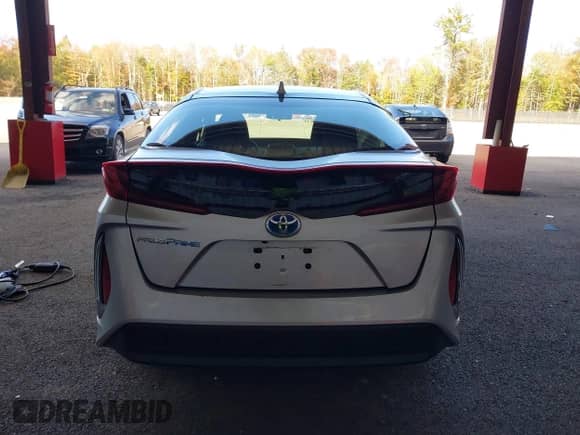 2021 Toyota Prius Limited z VIN JTDKAMFP9M3187986, wystawiony jako IAAI lot #43398563 z przebiegiem 38 772 mil mil oraz . Historia ofert i sprzedaży dostępna na DreamBid. Obrazek 17.