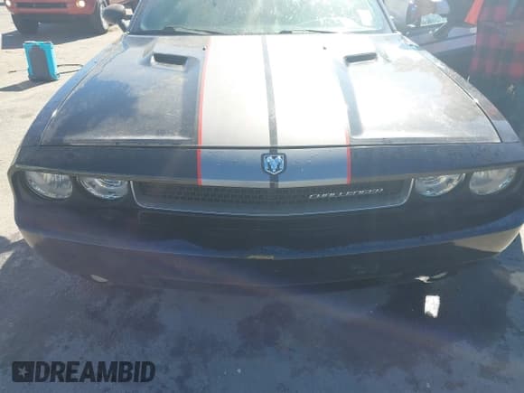 ✅ 2010 Dodge Challenger SE • VIN: 2B3CJ4DV2AH189692 • Lot: 43613804. Wystawiony na IAAI z przebiegiem 158 553 mil. Bezpłatny archiwum sprzedaży aukcyjnych z USA i szczegółowy raport historii pojazdu na DreamBid. Zdjęcie 6.