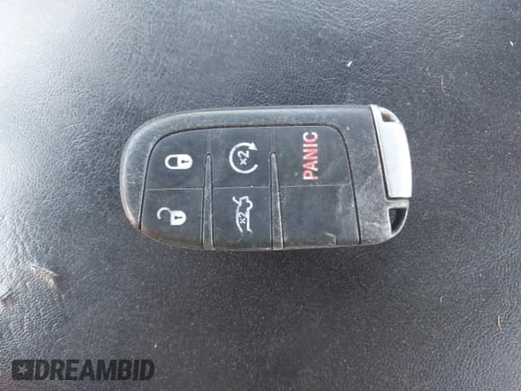 ✅ 2020 Dodge Charger SXT • VIN: 2C3CDXBGXLH144583 • Lot: 43437681. Wystawiony na IAAI z przebiegiem 215 000 mil. Bezpłatny archiwum sprzedaży aukcyjnych z USA i szczegółowy raport historii pojazdu na DreamBid. Zdjęcie 11.